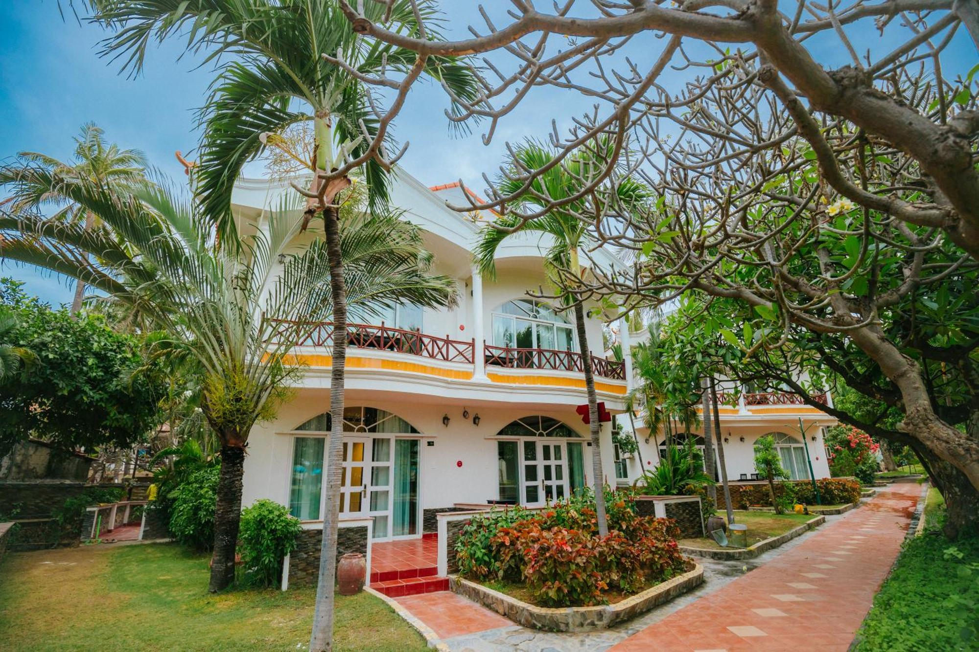 Le Aqua Resort & Spa Phan Thiet - Swiss Village Resort & Spa Mui Ne Exterior photo